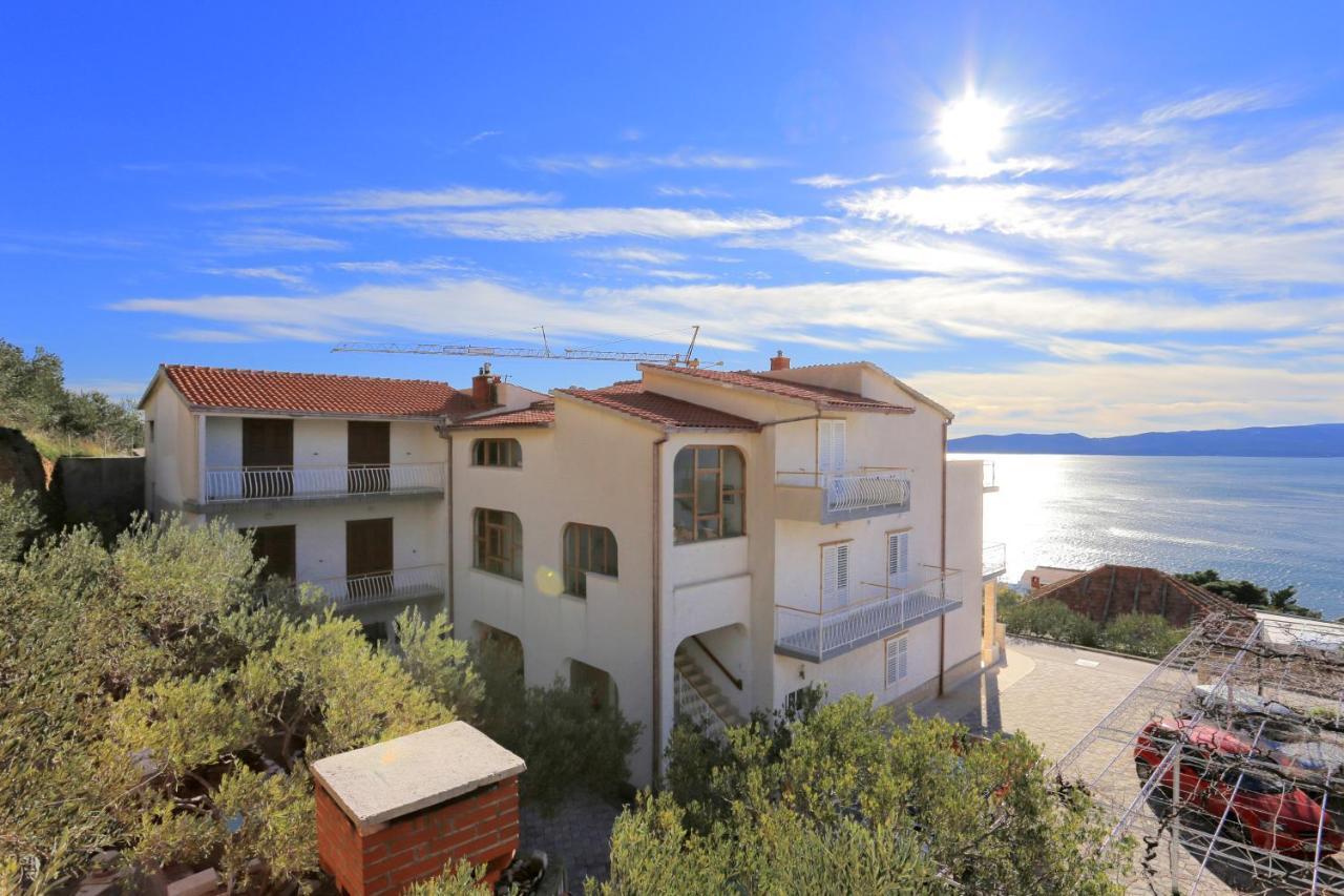 Apartments With A Parking Space Brela, Makarska - 18495 ภายนอก รูปภาพ