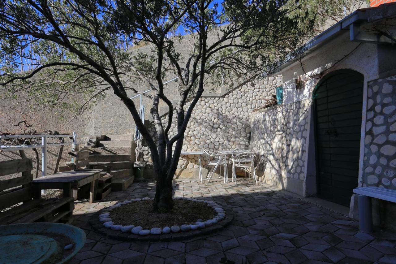 Apartments With A Parking Space Brela, Makarska - 18495 ภายนอก รูปภาพ