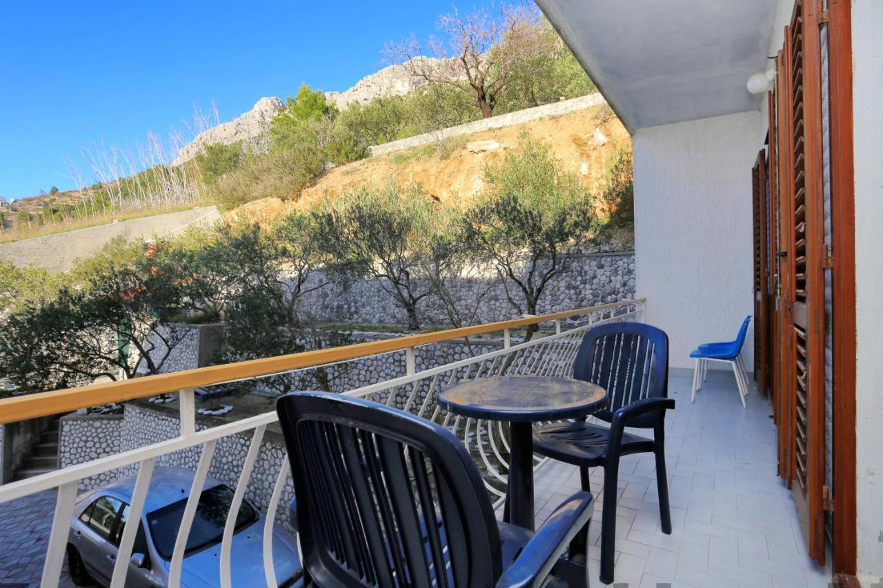 Apartments With A Parking Space Brela, Makarska - 18495 ภายนอก รูปภาพ